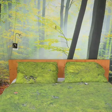 Chalet Leuk Chalet Met Trampoline En Grote Tuin Op Veluwe